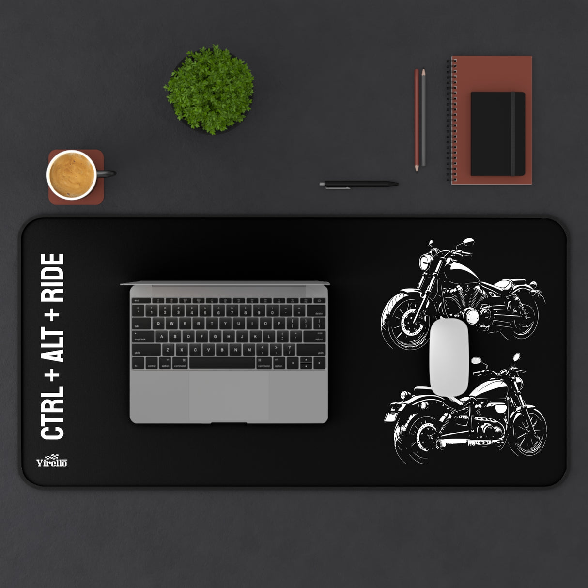 Yamaha Bolt Desk Mat