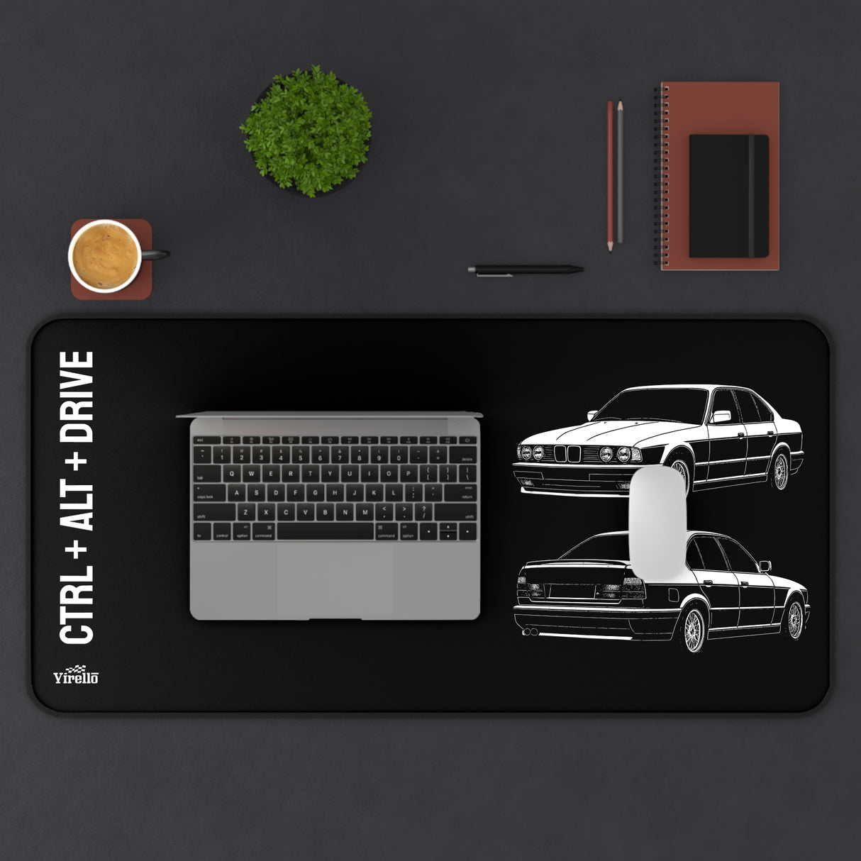 BMW M5 (E34) Desk Mat